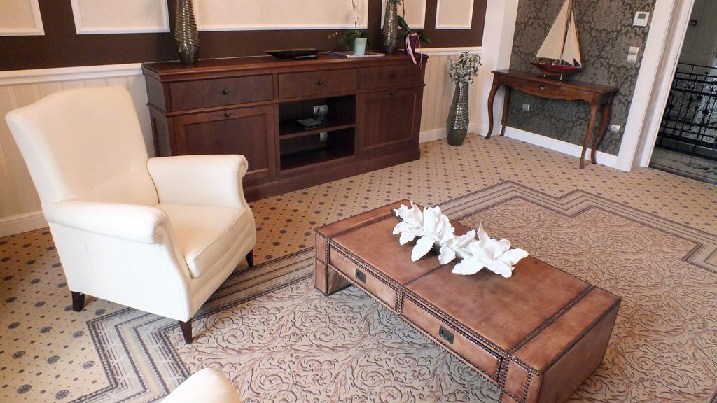 שיופוק Thanhoffer Villa מראה חיצוני תמונה