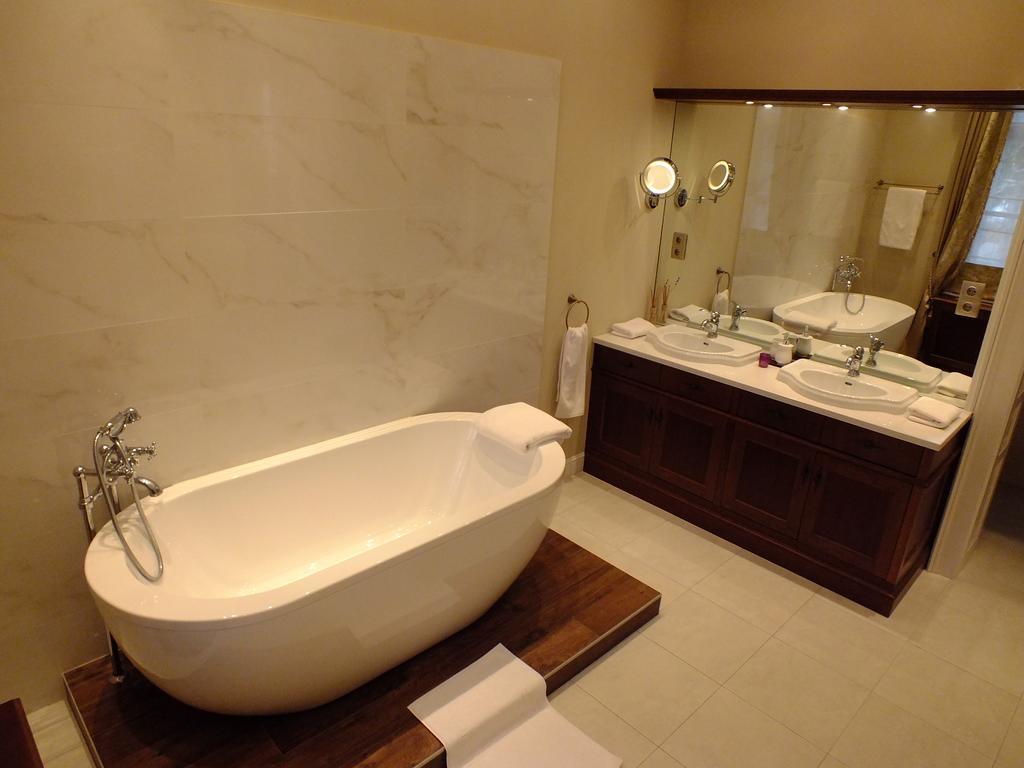 שיופוק Thanhoffer Villa מראה חיצוני תמונה