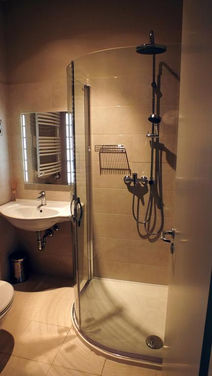 שיופוק Thanhoffer Villa מראה חיצוני תמונה